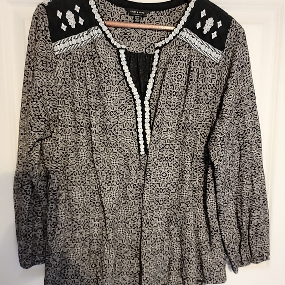 Lucky Brand 3/4 Sleeve Top, Plus Size 1x, Black And White with Embroidery - Picture 1 of 11